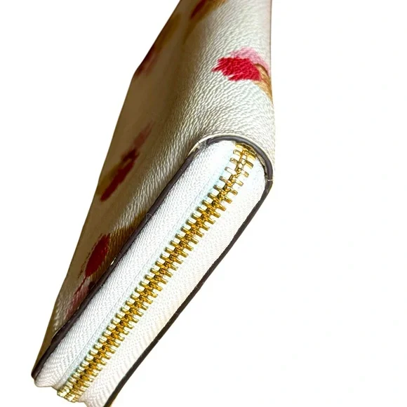 Coach Limiteded Edition continental zip around wallet With Pop Floral Print - Picture 3 of 16